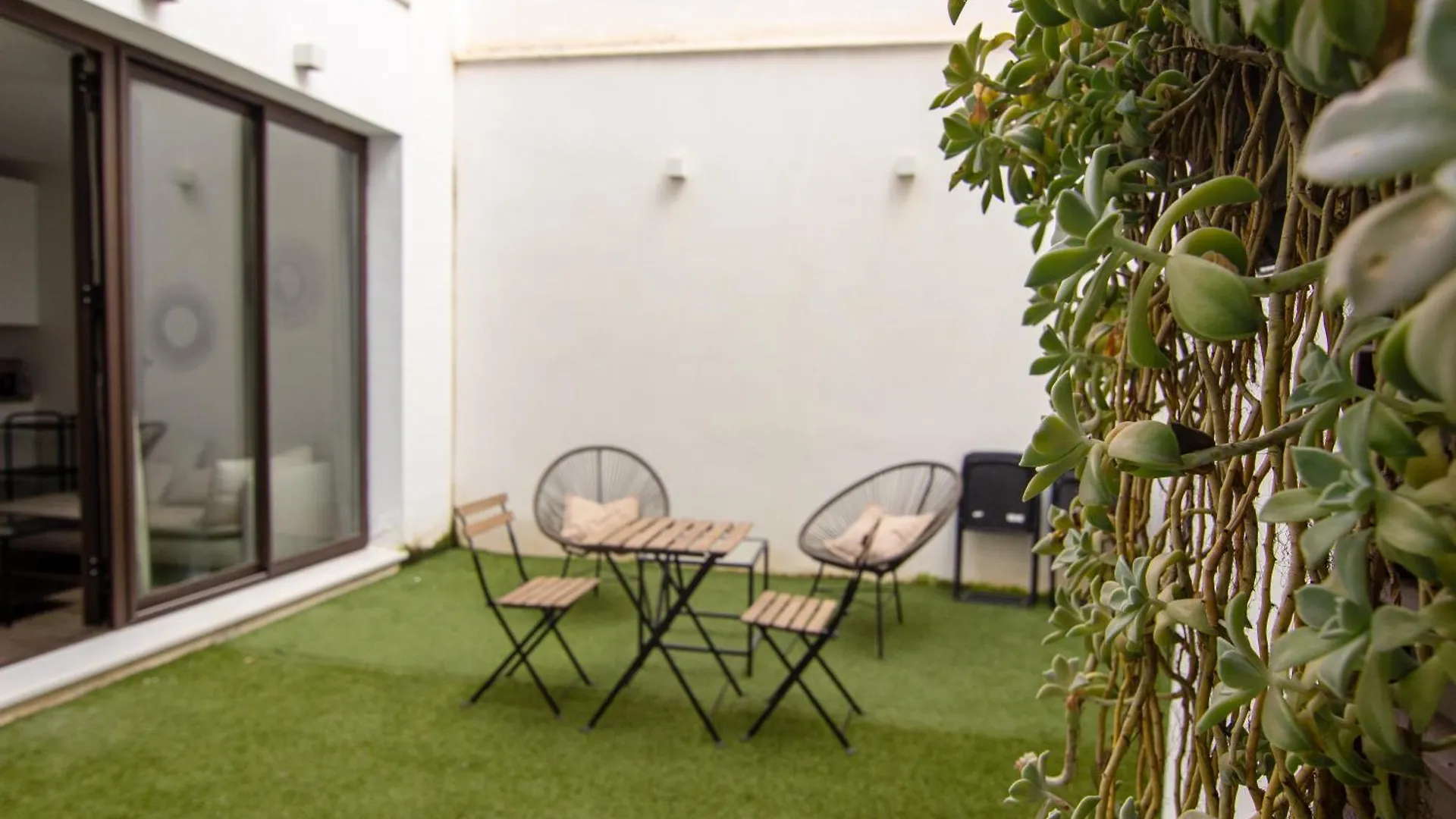 Rentalsevilla Juan De Pineda Apartment Seville